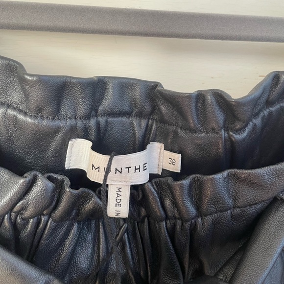 MUNTHE talca pant in black size 38, 6 or 8. There is a small scratch on the back - Picture 2 of 5